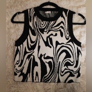 Black and White Abstract Women's Top